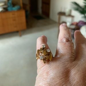 Antique ring sz 7, textured gold plate with 3 CZ’s